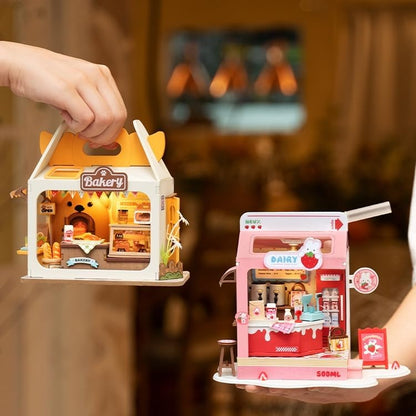 DIY Mini House Building Teddy Miniature Kit Breadbox, Miniverse Lifestyle Bookshelf Decoration, Cute Craft Kits for Women or Girls 14+, Kawaii Gifts Hobbies for Crafters (Teddy's Breadbox)