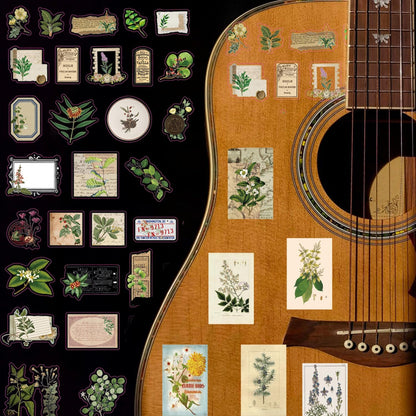 60PCS Vintage Green Forest Junk Journal Supplies Kit, Botanical Collage Paper & Stickers Set Craft Paper, Sulphate Paper, for Scrapbooking, Journaling, Planner.