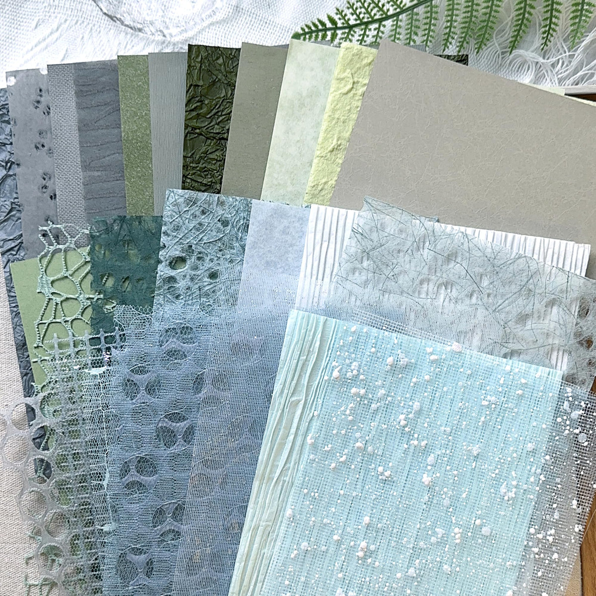 30 Pcs Handmade A5 Textured Scrapbook Paper and Mesh, Junk Journal Supplies