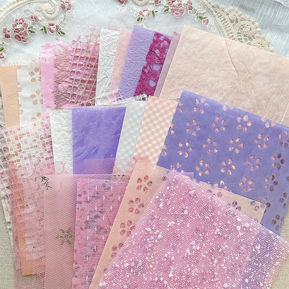 30 Pcs Handmade A5 Textured Scrapbook Paper and Mesh, Junk Journal Supplies